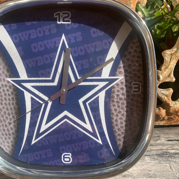 Dallas Cowboys vintage 2000s clock - Picture 4 of 9